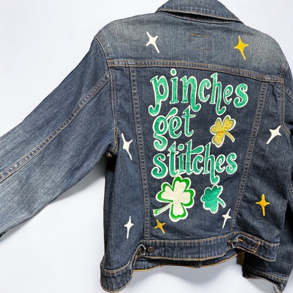 Hand Painted Jean Jacket: “Pinches Get Stitches”, St Patrick’s Day, Ladies XL - Picture 2 of 13
